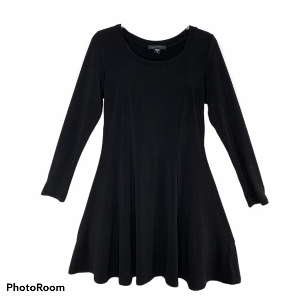 Karen Kane Dresses & Skirts - Karen Kane Medium black dress fit and flare L46112